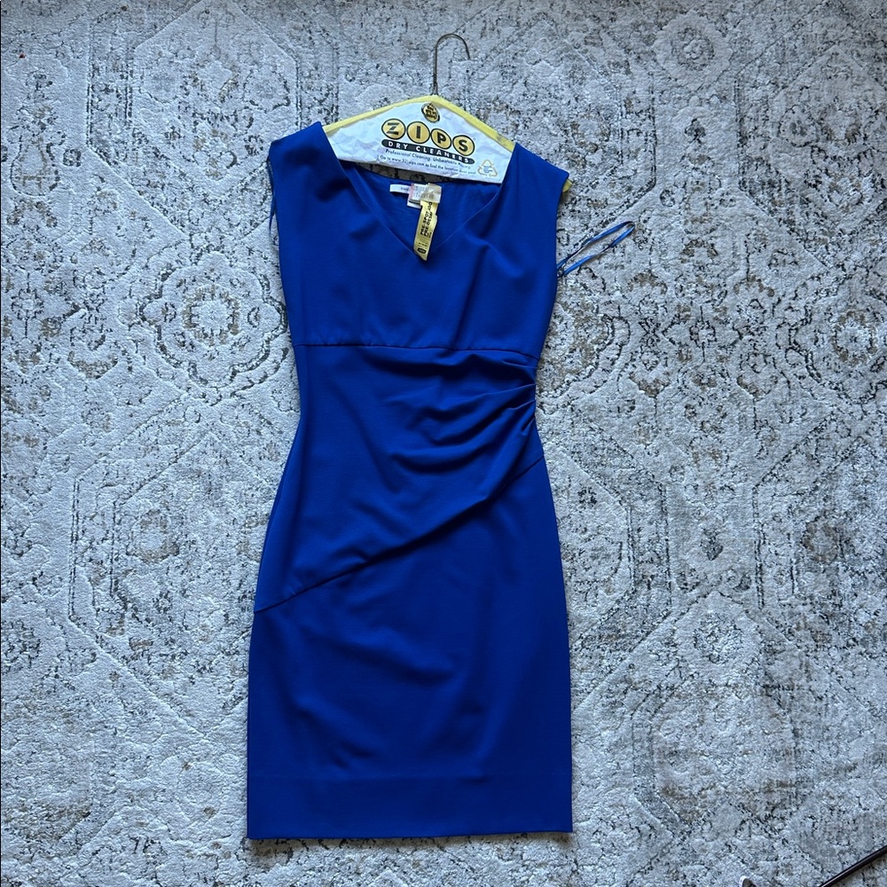 DVF Elegant Blue Sleeveless Dress.
